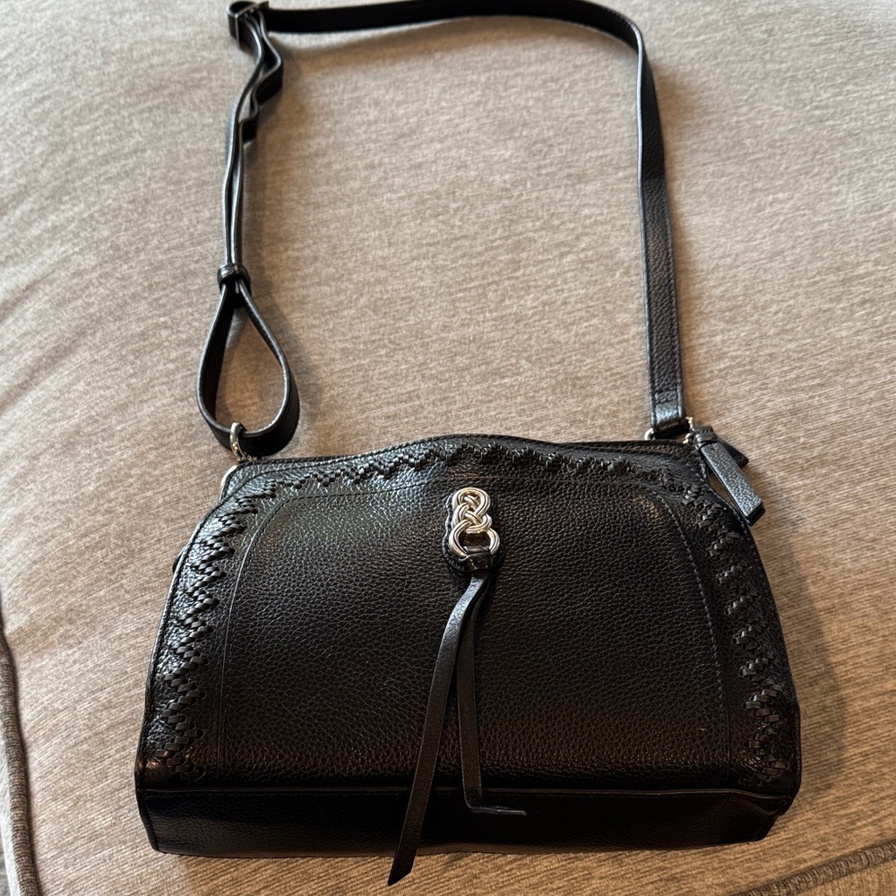 Elegant Black Leather Shoulder Bag